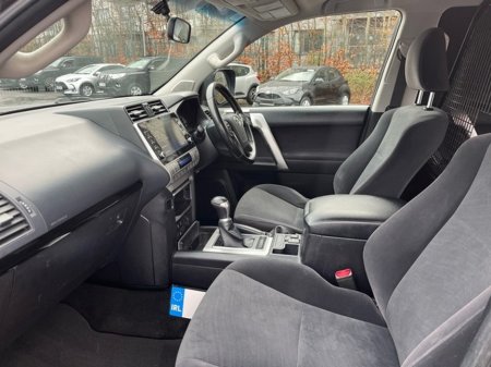 2021 Toyota Landcruiser LANDCRUISER LWB COMMERCIAL AUTO €43,950 thumbnail