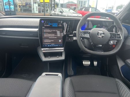 2026 Renault Scenic techno 87kWh 220hp €51,620 thumbnail