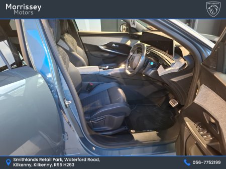 2024 Peugeot 2008 ALLURE 1.2 €36,950 thumbnail