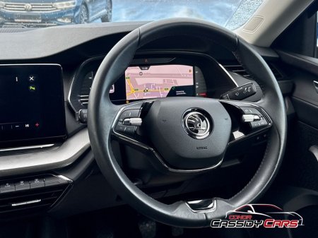 2023 Skoda Octavia SE TECHNOLOGY TDI €26,950 thumbnail