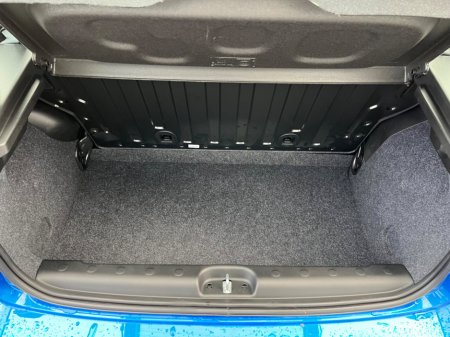 2025 Fiat Panda Panda 1.0 70 HP 5 Seat €17,450 thumbnail