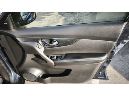 2014 Nissan X-Trail - thumbnail 8