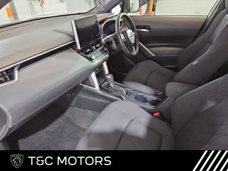 2023 Toyota Corolla 1.8 Hybrid Luna Hatchback - Reversing Camera, A/C, Apple Carplay & Android Auto, Cruise Control €28,995