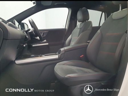 2024 Mercedes-Benz GLA Class GLA 200 d AMG Line w/ Pan roof €51,950 thumbnail