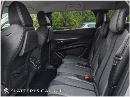 2022 Peugeot 5008 - thumbnail 6