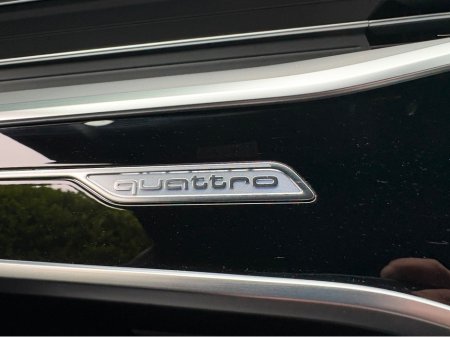 2023 Audi A7 55 TFSI E COMPETITION €55,950 thumbnail