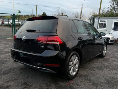 2017 Volkswagen Golf 172 REG NEW MODEL MK7.5 SAT NAV PACK PRIVACY GLASS-REVERSE CAMERA - NAVIGATION - CARPLAY - ANDROID AUTO - DISCOVER PRO €16,450