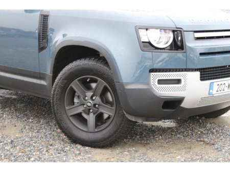 2020 Land Rover Defender - thumbnail 6