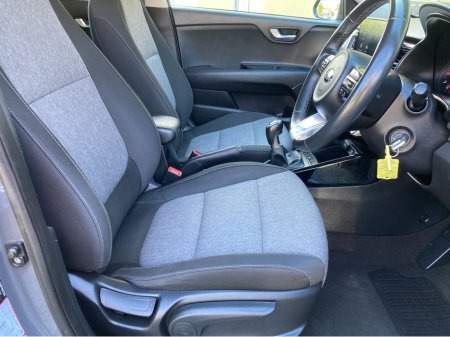 2021 Kia Stonic - thumbnail 11