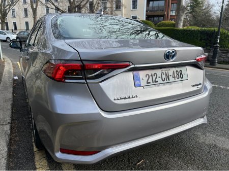 2021 Toyota Corolla - thumbnail 5