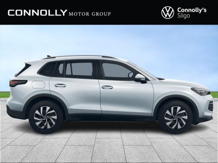 2026 Volkswagen Tiguan - thumbnail 3