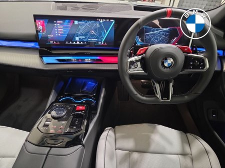 2026 BMW M5  thumbnail