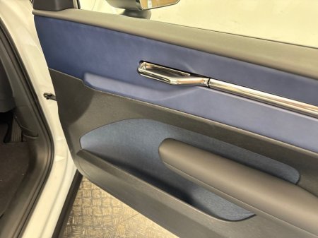 2024 Volvo EX30 - thumbnail 11