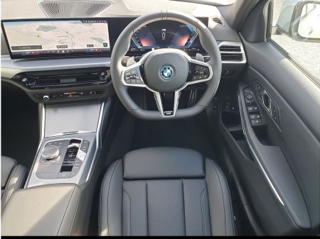 2026 BMW 3 Series - thumbnail 5