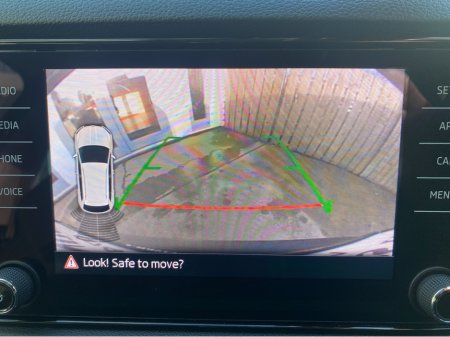 2018 Skoda Karoq SE TDI €18,495 thumbnail