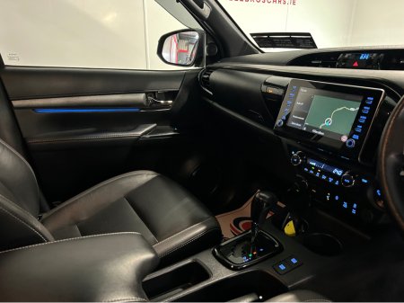 2021 Toyota Hilux - thumbnail 24