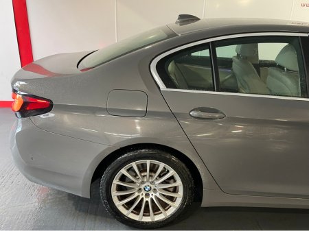 2021 BMW 5 Series D 5SSA 4DR AUTO €34,900 thumbnail