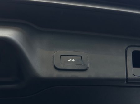 2023 Land Rover Range Rover Evoque EDITION €42,950 thumbnail