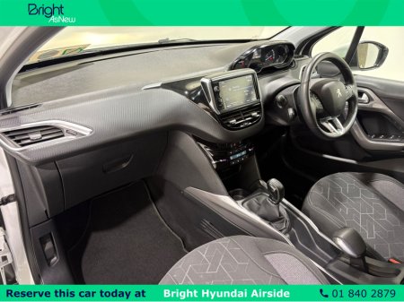 2019 Peugeot 2008 - thumbnail 18