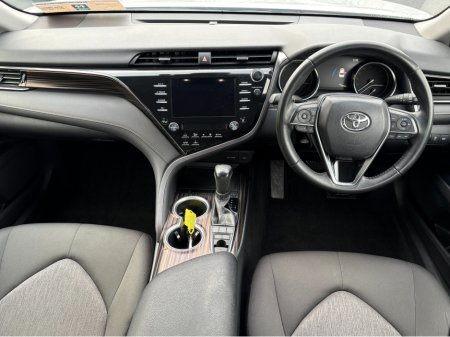 2020 Toyota Camry - thumbnail 13