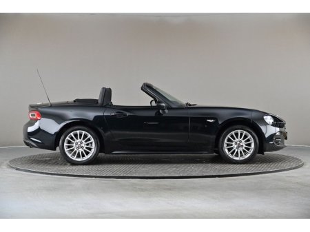 2019 Fiat 124 Spider 1.4 MULTIAIR TURBO 140BHP 6SPD RWD CONVERTIBLE CLASSICA €19,890 thumbnail