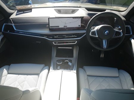 2025 BMW X5 xDrive50e M Sport €107,995