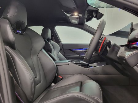 2025 BMW M5 - thumbnail 12