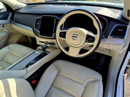 2017 Volvo XC90 - thumbnail 18