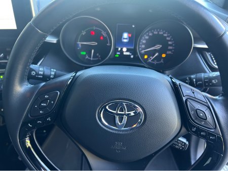 2023 Toyota C-HR - thumbnail 9