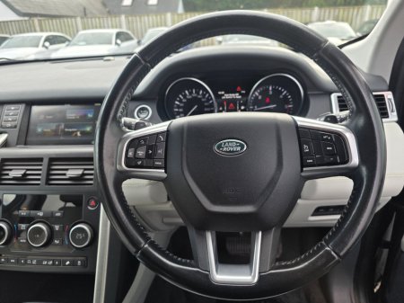 2017 Land Rover Discovery Sport - thumbnail 17