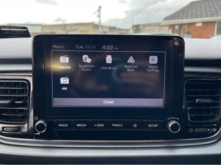 2022 Kia Rio - thumbnail 17