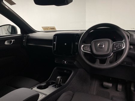 2026 Volvo EC40 - thumbnail 9