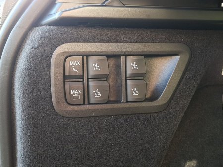 2026 BMW X7 X7 xDrive40d M Sport €195,673 thumbnail