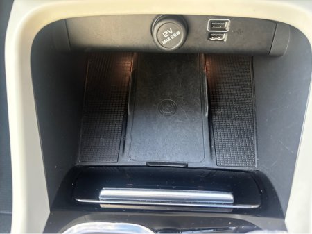 2021 Volvo XC40 T5 PHEV INSCRIPTION 5DR A AUTO thumbnail