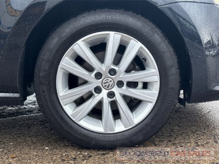 2017 Volkswagen Polo 1.2 , AUTO // EXTREMELY LOW MILEAGE €13,950 thumbnail