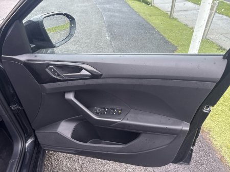 2025 Volkswagen T-Cross EDITION75 1.0 MANUAL 5SPEED 95BHP €26,950 thumbnail