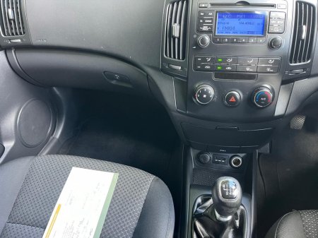 2011 Hyundai i30 1.6 CRDi 90hp Classic Eco €2,390 thumbnail