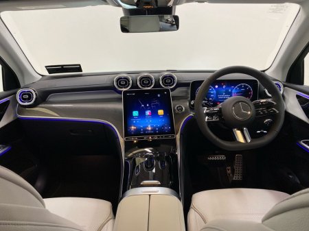 2026 Mercedes-Benz GLC Class - photo 2