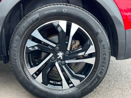 2021 Peugeot 2008 - thumbnail 36