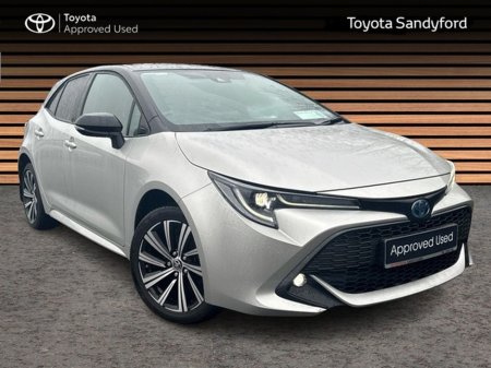 2023 Toyota Corolla LUNA SPORT HATCHBACK // AIR CON // BLUETOOTH // REAR CAMERA // FULL WARRANTY