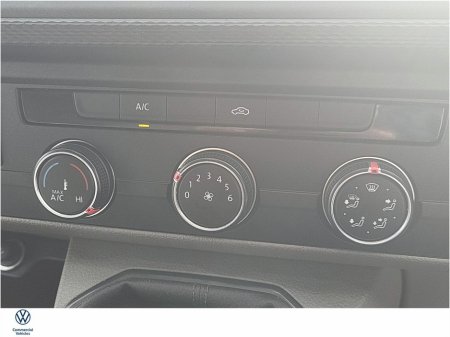 2020 Volkswagen Transporter - thumbnail 12