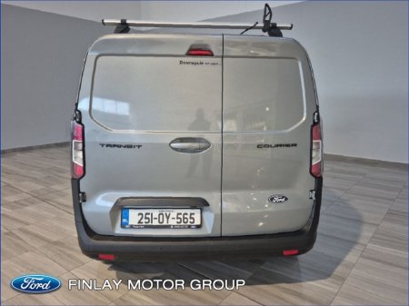 2025 Ford Courier LIMITED 1.5 L ECOBLUE 100BHP M6 €123,456 thumbnail
