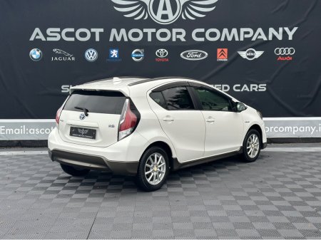 2015 Toyota Aqua Hybrid €9,500 thumbnail