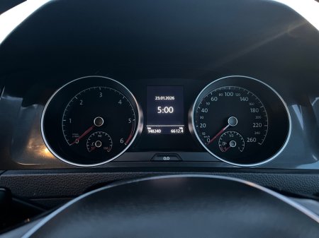 2018 Volkswagen Golf TRENDLINE 1.6 TDI MANUAL 5SPEED 90HP 5DR €15,900 thumbnail