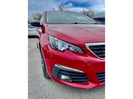 2018 Peugeot 308 - thumbnail 9