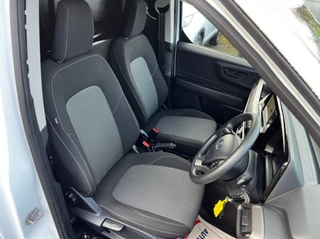 2024 Ford Transit Courier - thumbnail 10