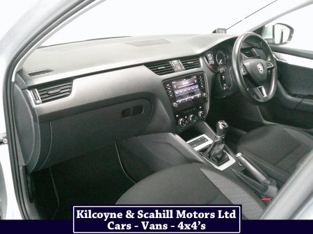 2020 Skoda Octavia - thumbnail 20