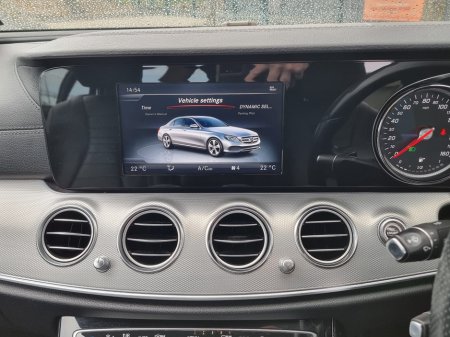 2017 Mercedes-Benz E Class - thumbnail 26