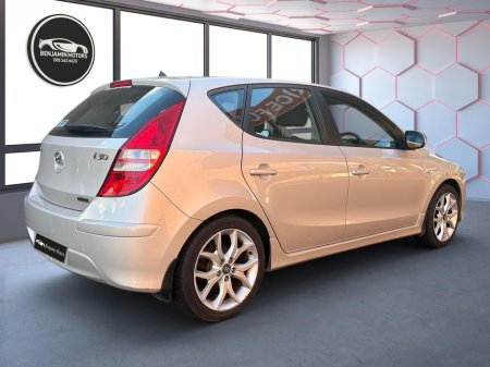 2011 Hyundai i30 - thumbnail 2