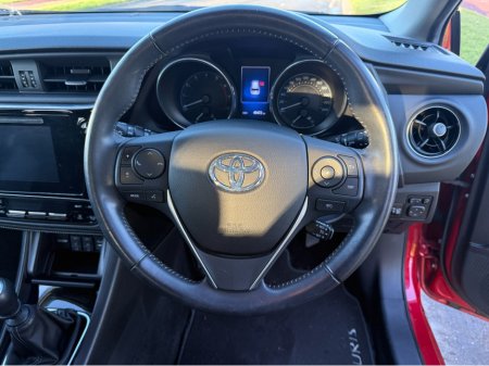 2016 Toyota Auris 1.2 TURBO SOL MODEL ONE OWNER 30K MILES €14,990 thumbnail